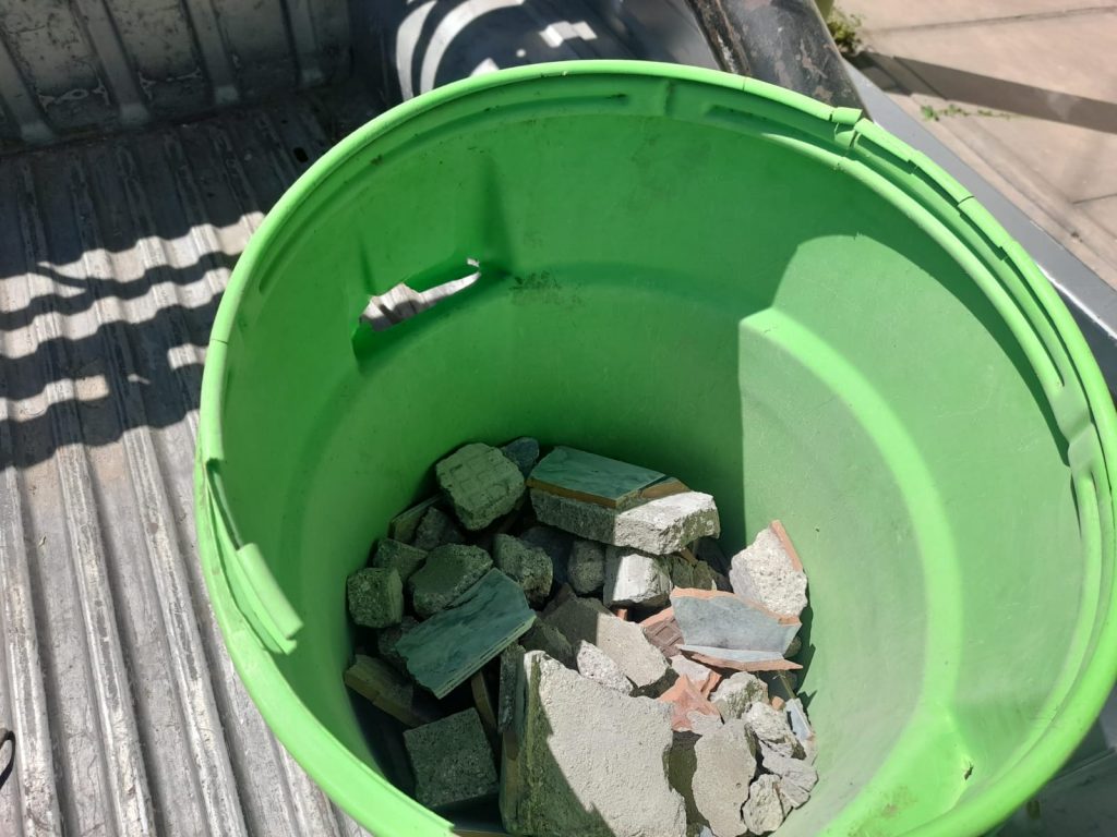 Escombros listos para ser desechados.