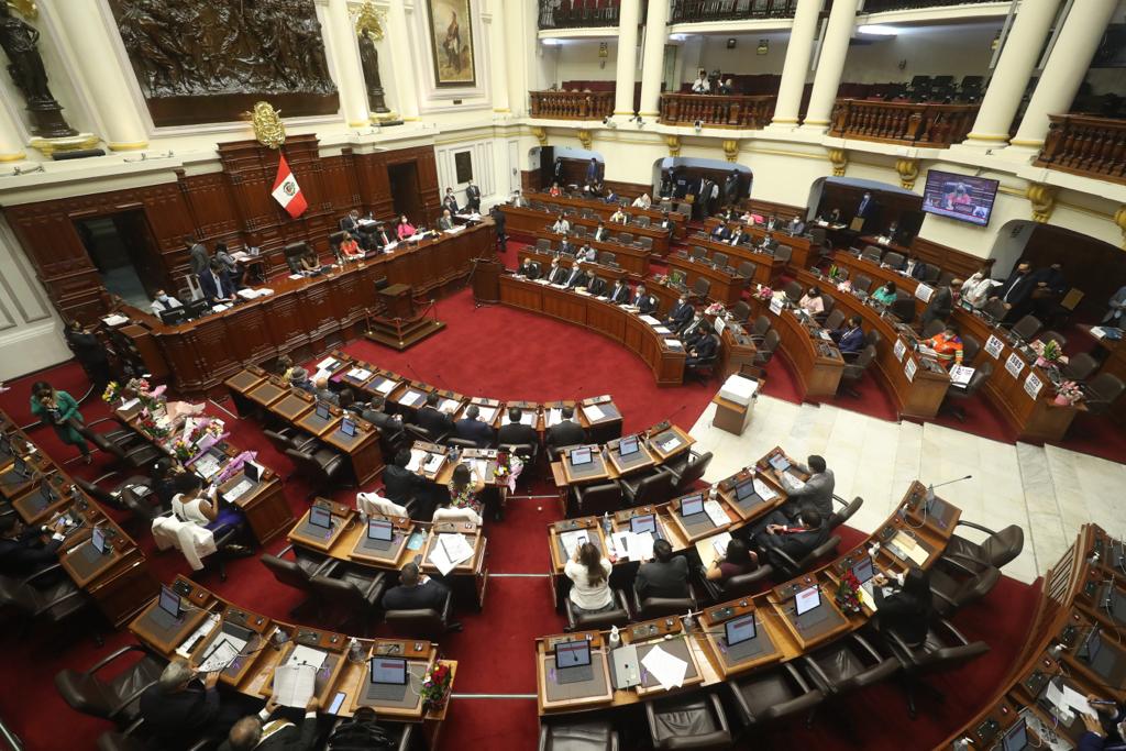 Bancada de Perú Democrático presentó proyecto de ley con el objetivo de posibilitar la devolución del AFP