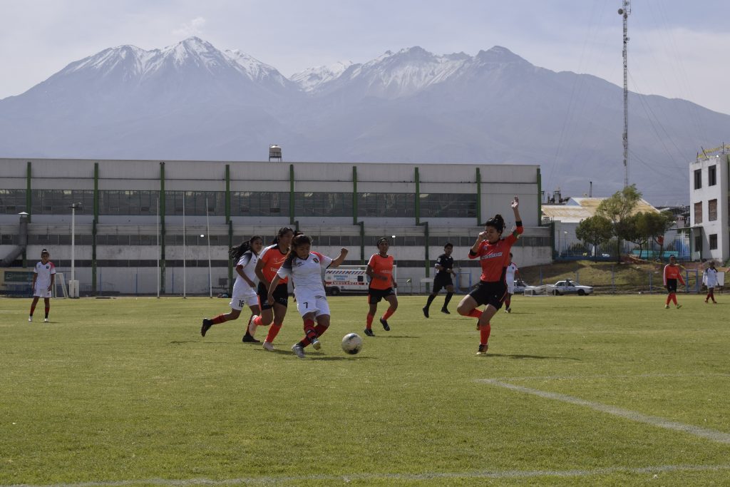 Foto: HBA Noticias - Melgar está cada vez más cerca de clasificar a la siguiente etapa de la Copa Perú Femenina.