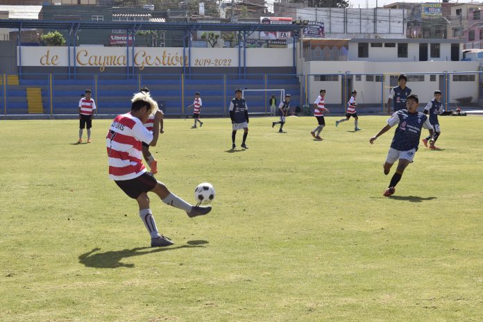 Foto: HBA Noticias - Los Pumas participaran en el campeonato de fútbol Misti de Oro AQP-Perú.