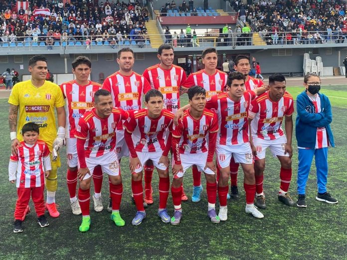 Foto: Nacional Fútbol Club Mollendo - Equipo de Mollendo que clasificó al cuadrangular final hace un par de semanas.