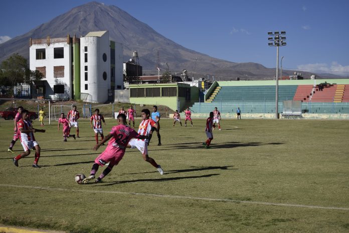 Foto: HBA Noticias - Imágenes de la Copa Perú en Arequipa.