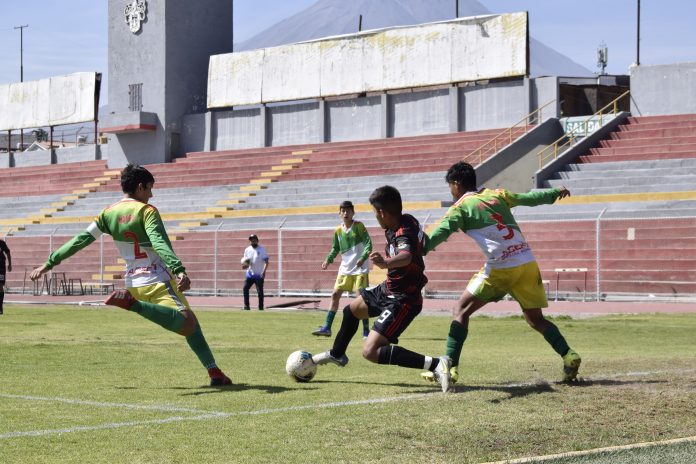 Foto: HBA Noticias - ACEFI se coronó campeón en una de las 3 finales de la Copa Latinoamericana jugadas hoy en el estadio Melgar.