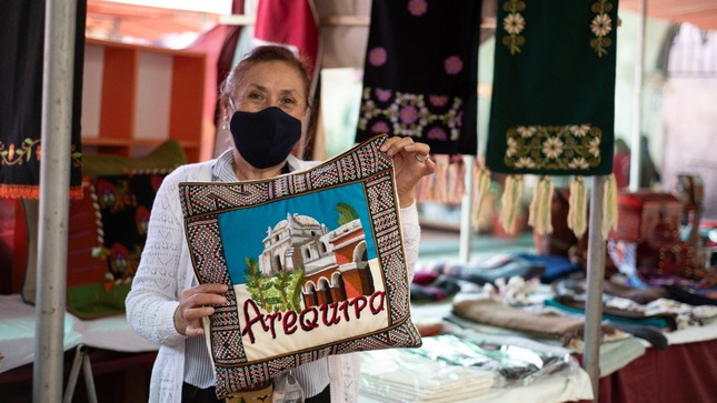 Fundo el Fierro: Centro de artesanía Arequipeña