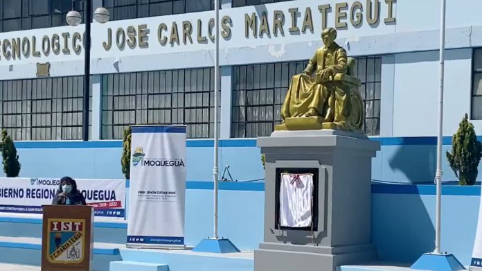 Monumento a José Carlos Mariátegui