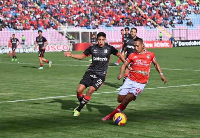 Cienciano empató con Melgar a 2 goles en Cusco.