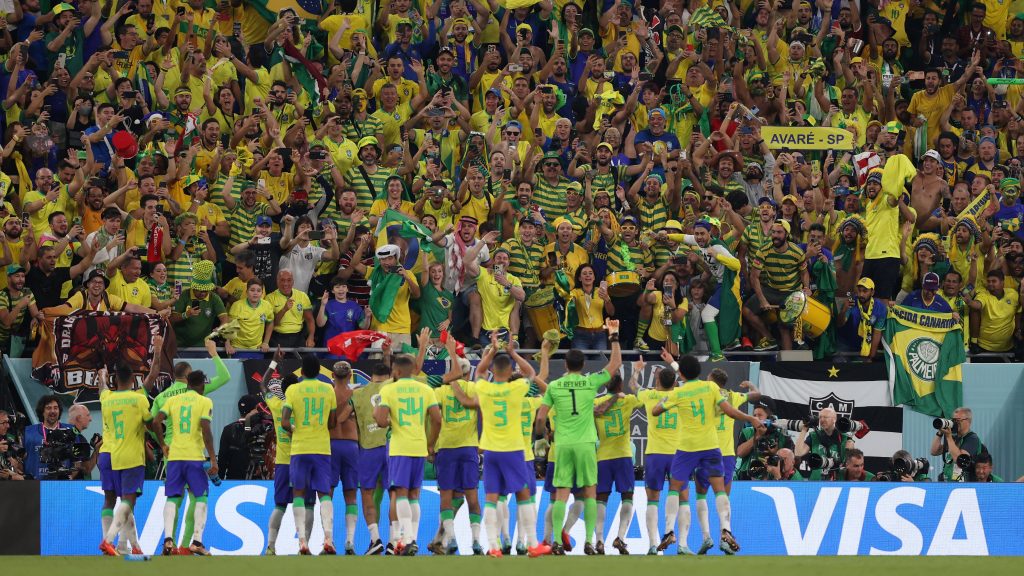 Brasil selló su clasificación a los octavos de final.