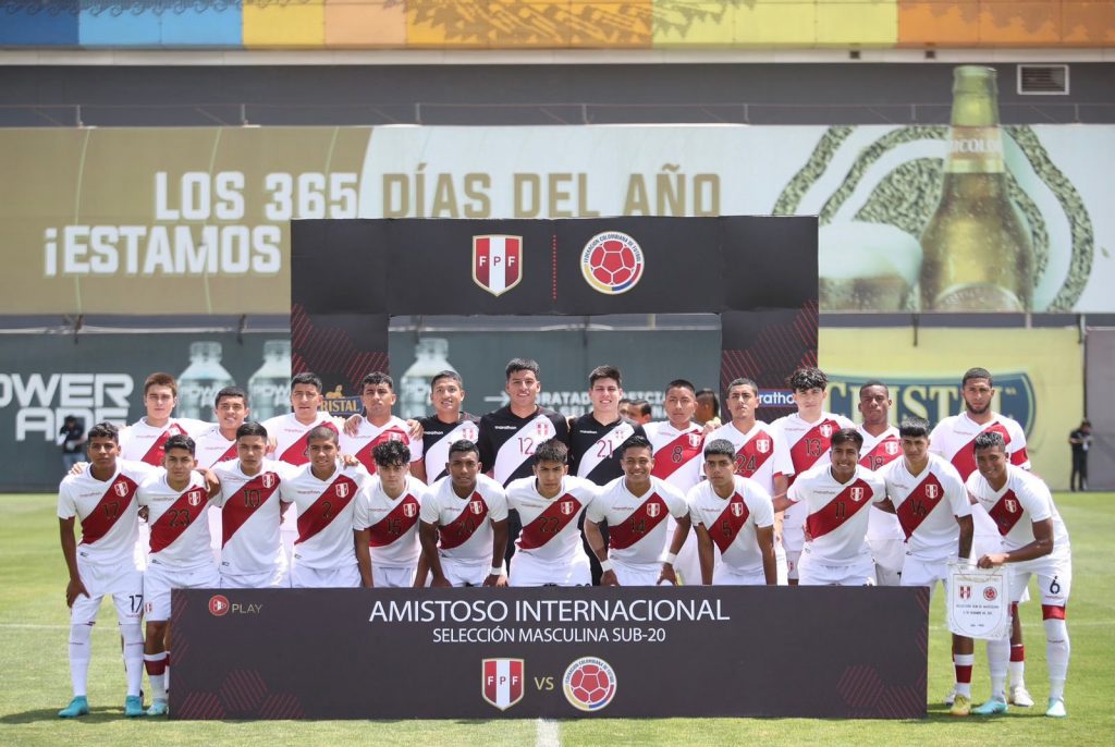 Equipo peruano SUB 20 que se prepara para el Sudamericano de la categoría. 