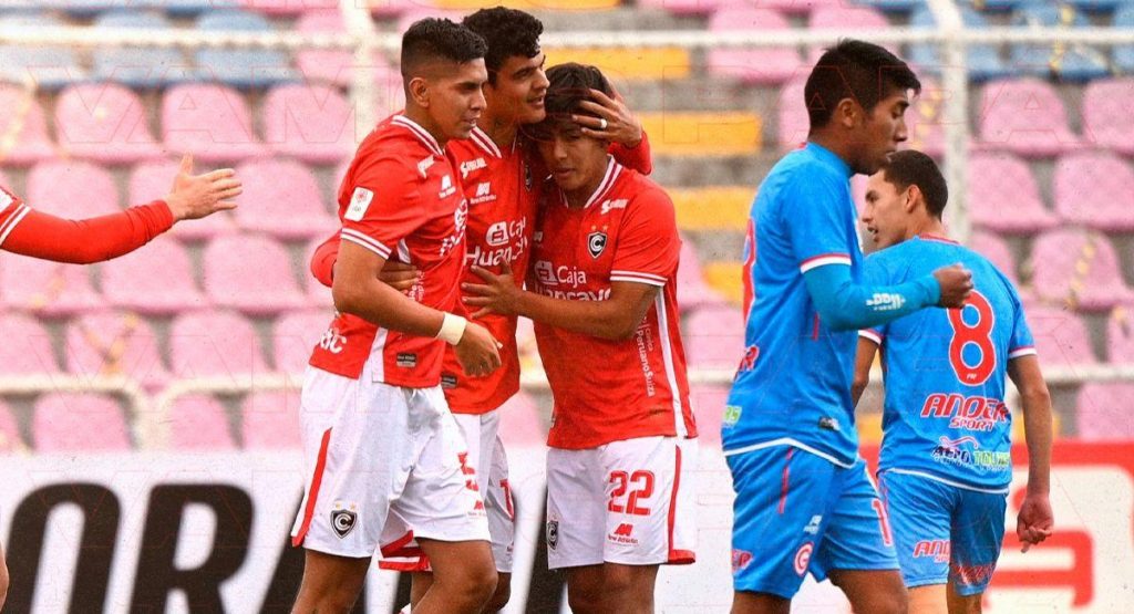 Los últimos duelos entre Cienciano y Deportivo Garcilaso han sido solo amistosos. 