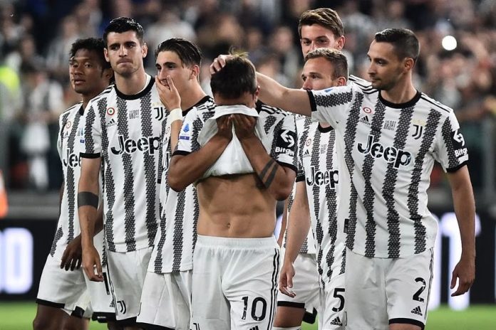 La Juventus de Turín recibió una fuerte sanción en Italia.